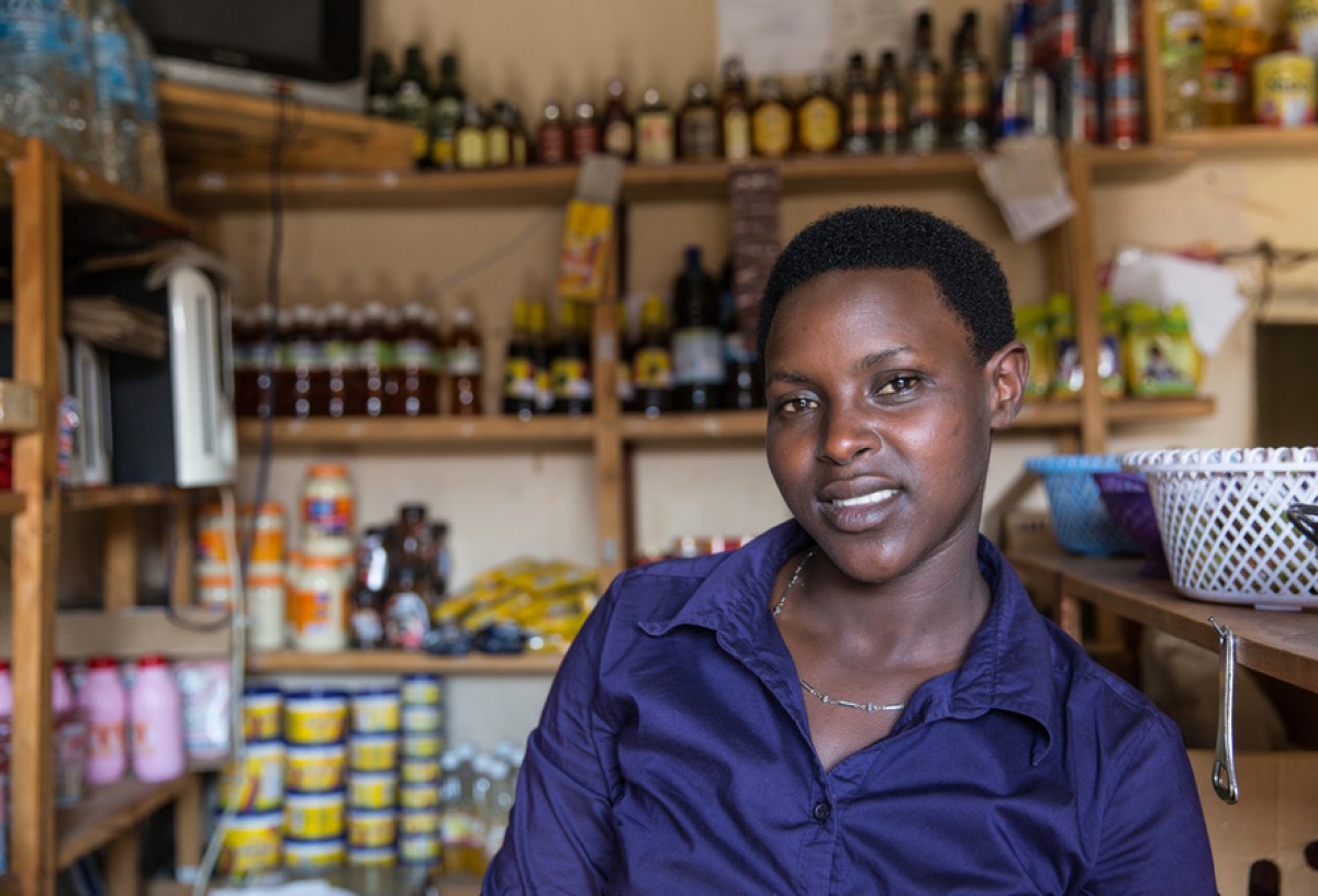 Rwanda, Ngororero, local shoping seller